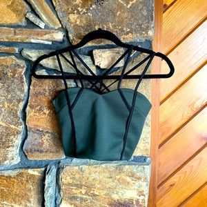 🌺3/$15 Charlotte Russe Criss Cross Back Crop Top